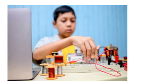 Camp Laureate, Circuit Lab