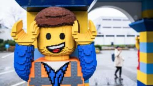 Brick Labs, Larger than Life Builds with LEGO