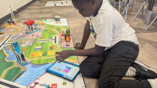 Camps d’été francophones de l’AFRY - AFRY French Summer Camps, JEUNE CRÉATEUR: CODING AND ROBOTICS - VAUGHAN CAMPUS