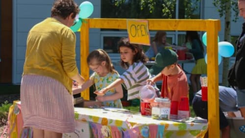 Strathcona-Tweedsmuir School Camps, Lemonade Stand Challenge 8-12 years with Prep Academy Tutors