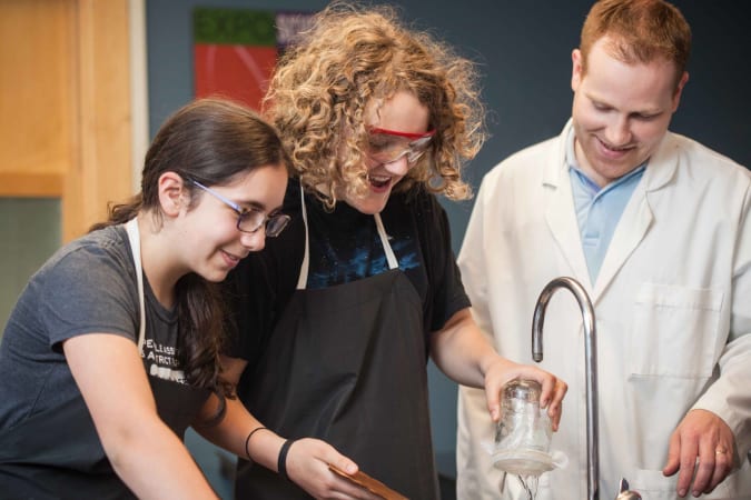 St. George's School of Montreal - Students take a lead in learning 