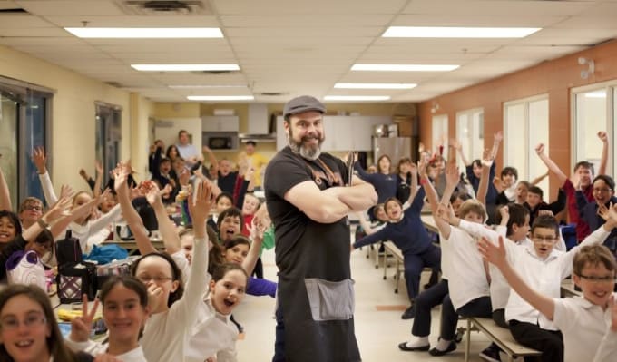 Lycée international de Calgary - Lycée Louis Pasteur offers a nutritious hot lunch program for parents on the go! 