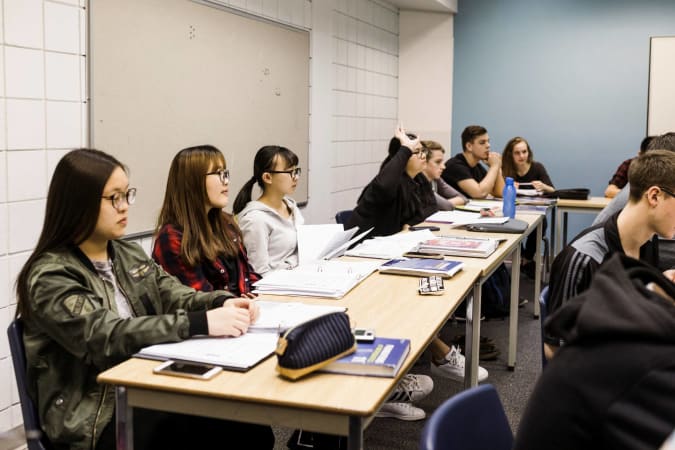 Luther College High School - Classrooms3 