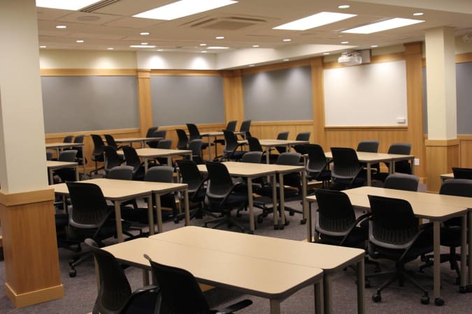 Appleby College - LEC classroom 