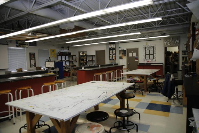 Calgary Academy & Calgary Collegiate - Our art room provides ample space and resources for students 