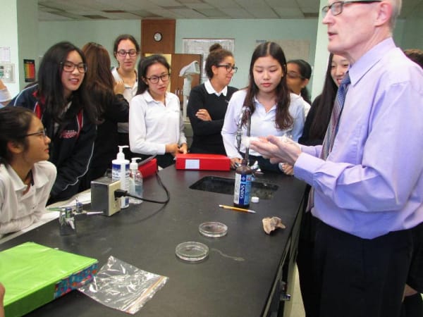 North Toronto Christian School - Science facilities 2 