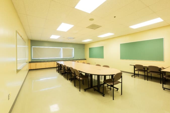 Dewey Institute - Classrooms3 