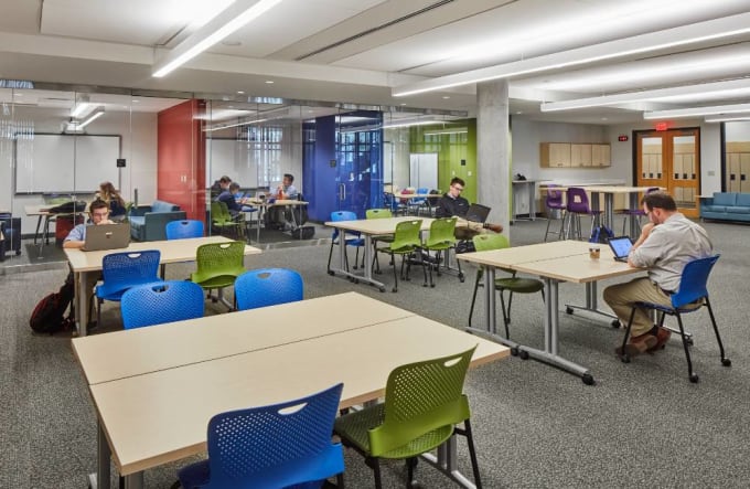 Greenwood College School - Learning Commons 