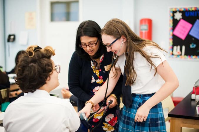 Trafalgar Castle School - Science facilities 1 