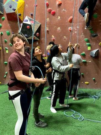 Banbury Crossroads School - Highschool Climbing 