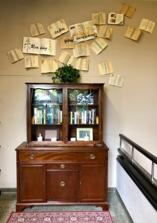 Banbury Crossroads School - Our Little Library 