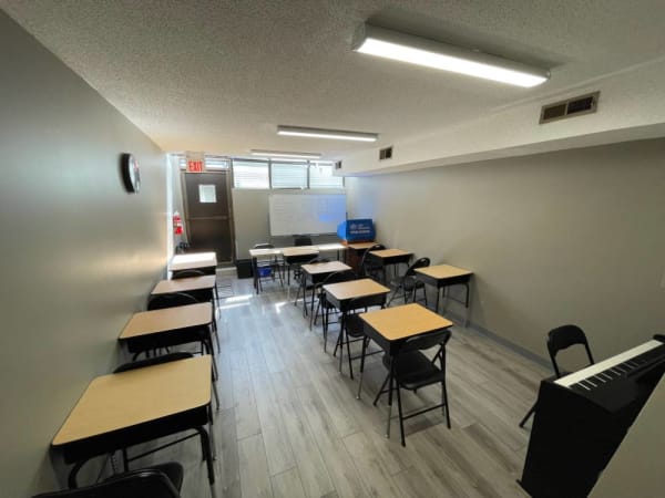 Toronto STEM School - Classrooms1 