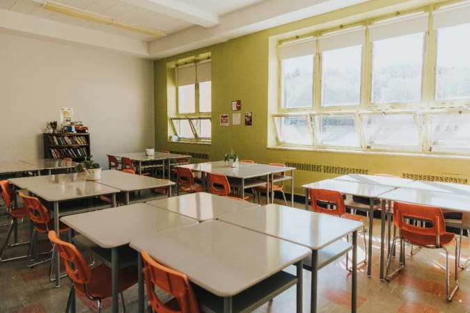 College Bourget - Classrooms1 