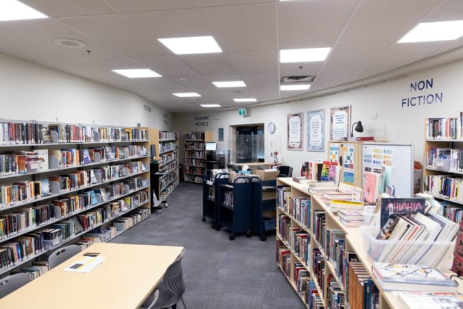 Mulgrave School - Senior School library 