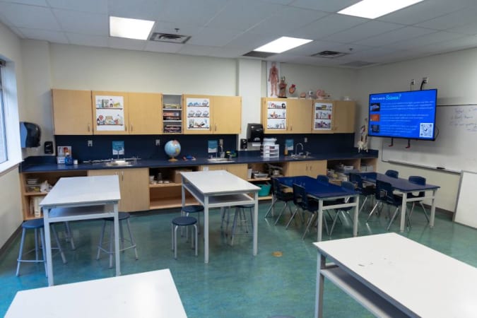 Mulgrave School - Science Lab  