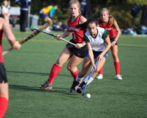 Glenlyon Norfolk School - Senior Girls Field Hockey on the Turf at Pemberton Woods 