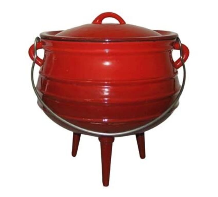 LK's Enamel 3 Leg Cast Iron Pot - 1/4 - default