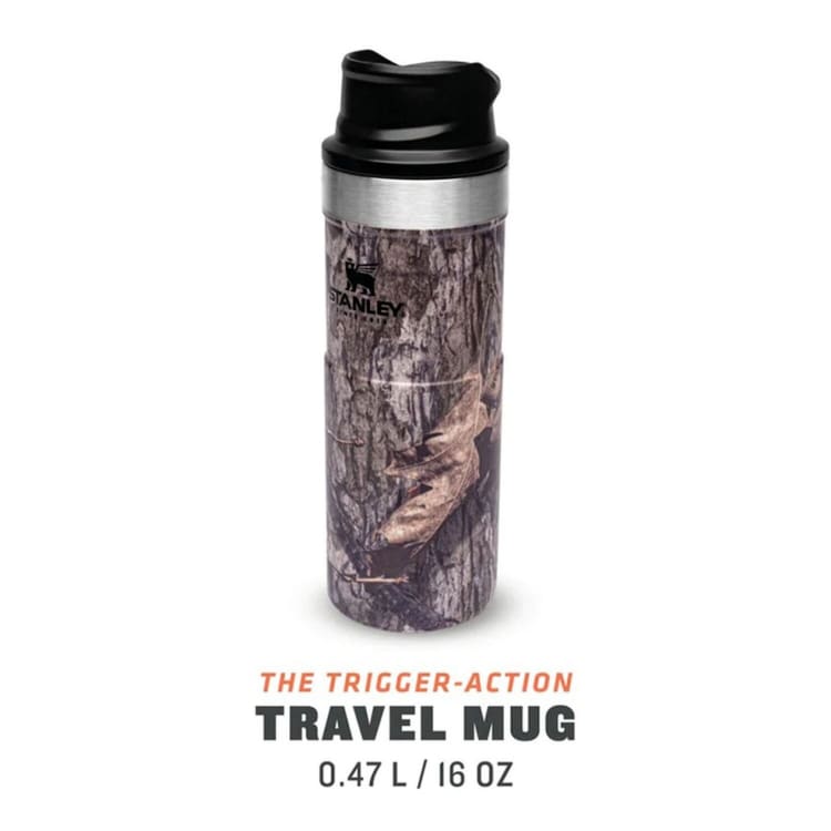 Stanley Classic Trigger Action Mug 470ml Country DNS Mossy Oak - default