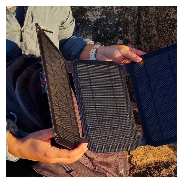 Red-E Mini Foldable Solar Panel 15W - default