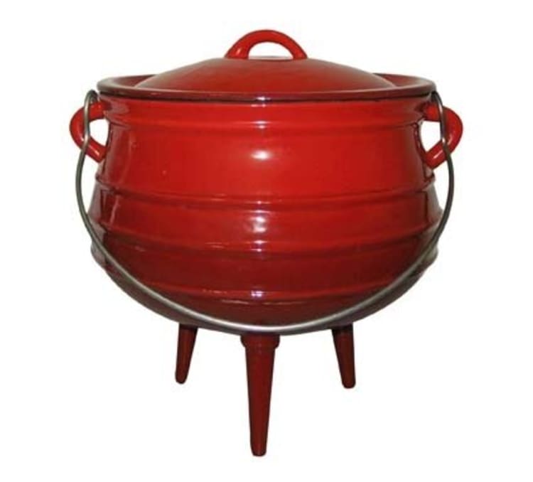 LK Enamel 3 Leg Cast Iron Pot 1/4 1001882 Outdoor Warehouse