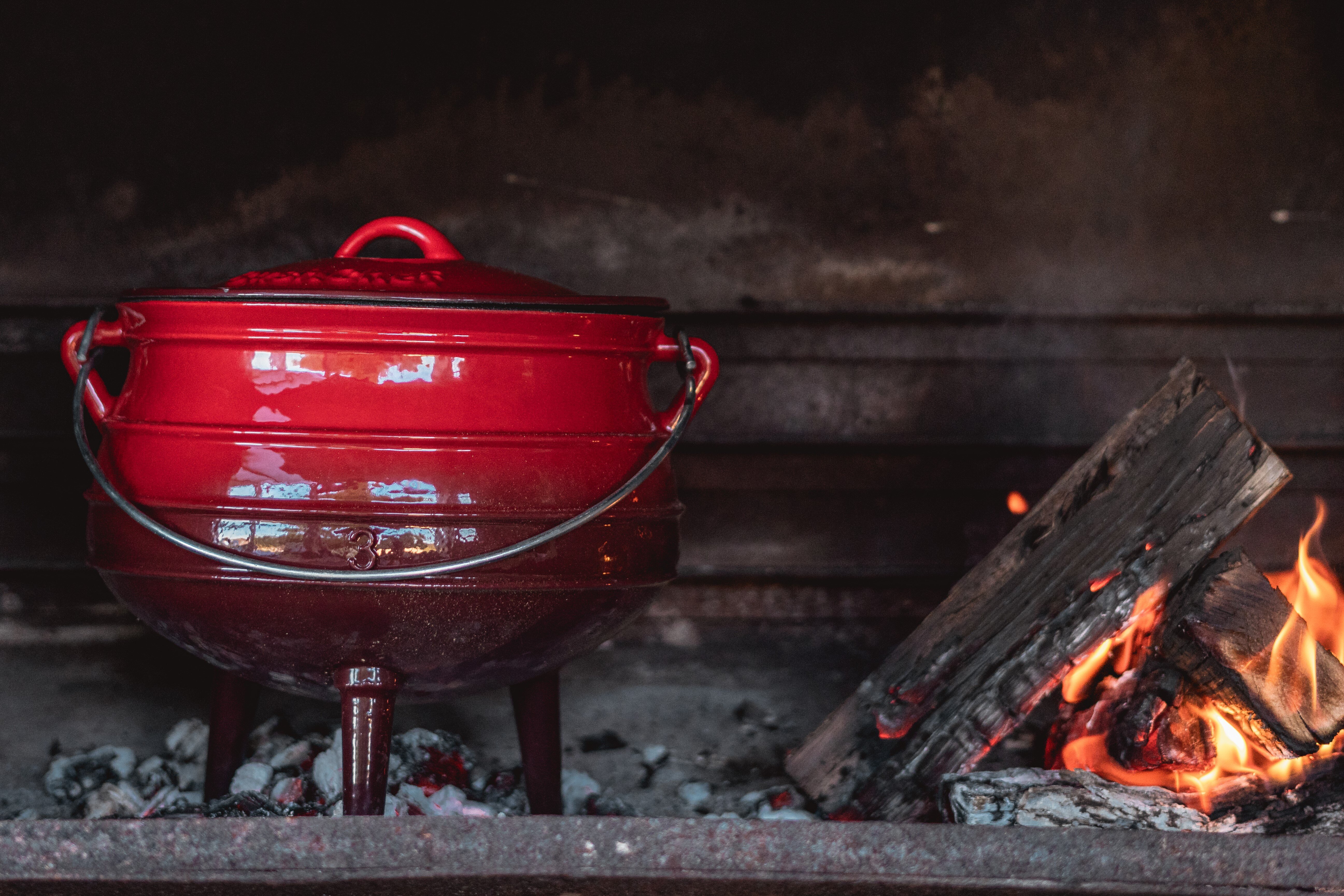 Size 8 Potjie Pot Cauldron Cast Iron Festivals