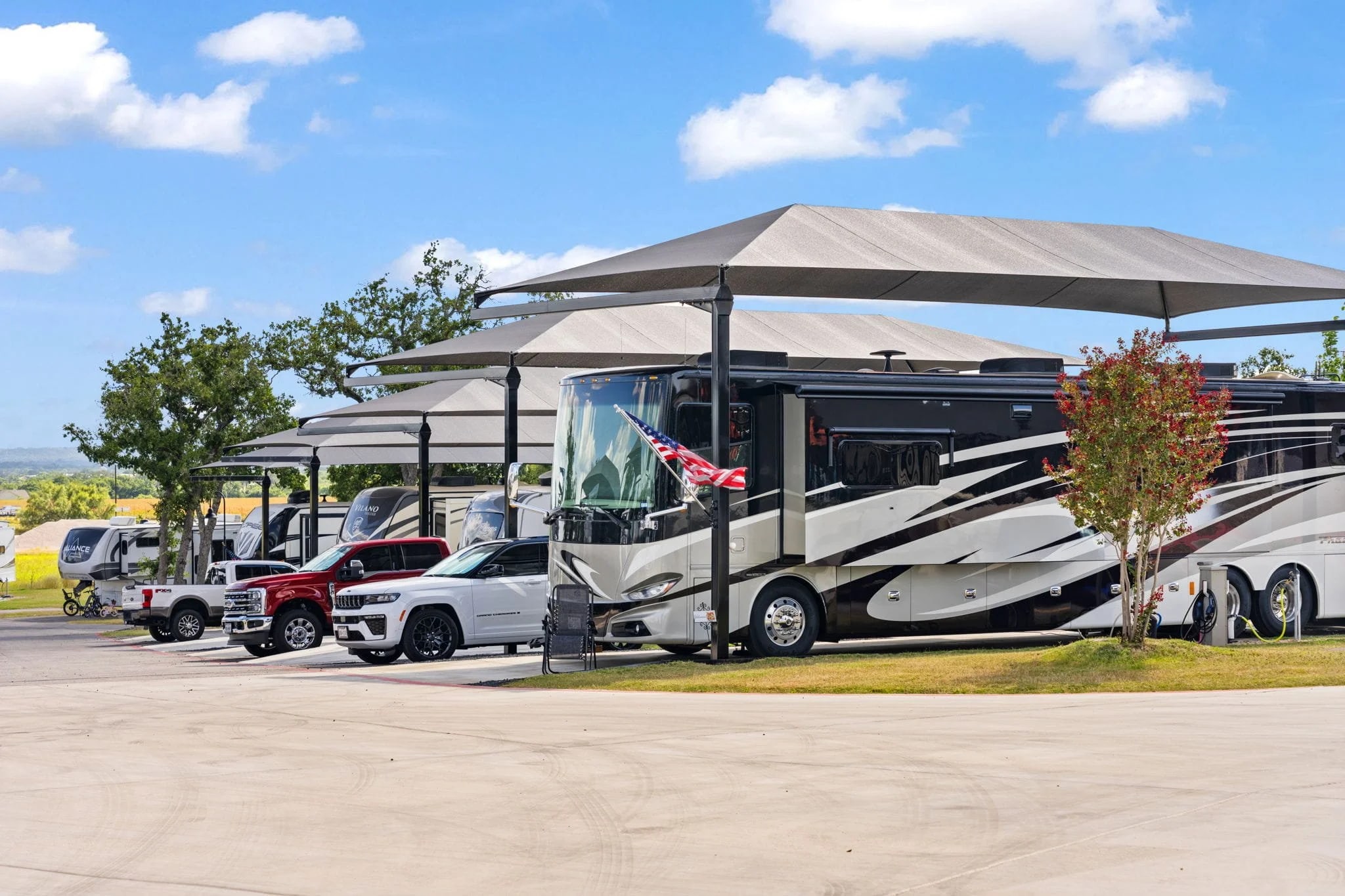Lantern Oaks RV Resorts