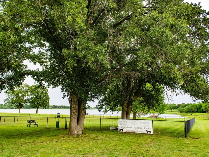 Waterfront Hideaway Ranch