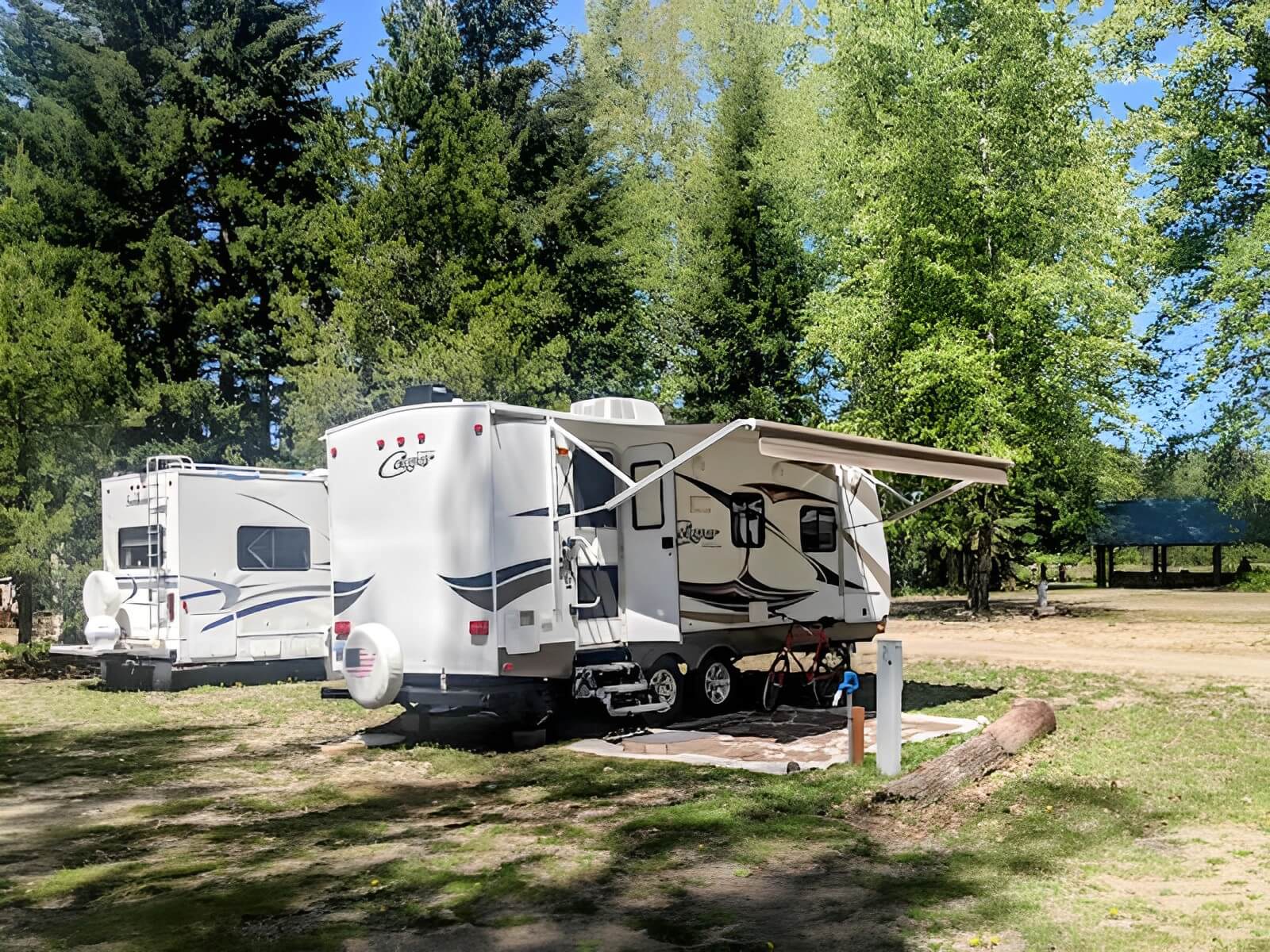 Alpine Lakes Lodge