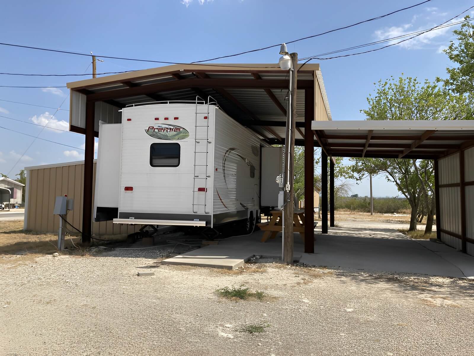 American Campground RV and Mobile Home Park 