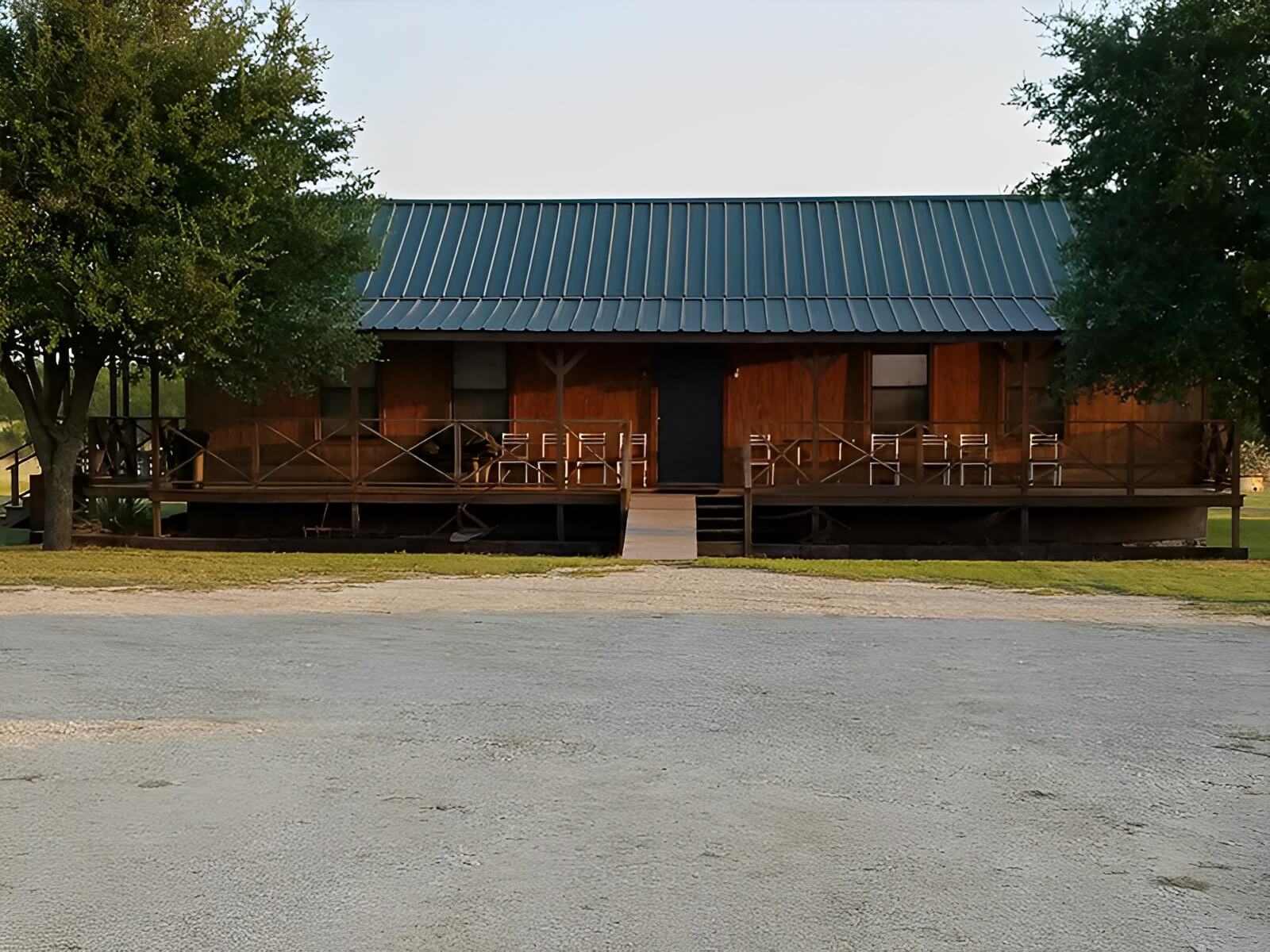 M Bar H Lodge and RV Park