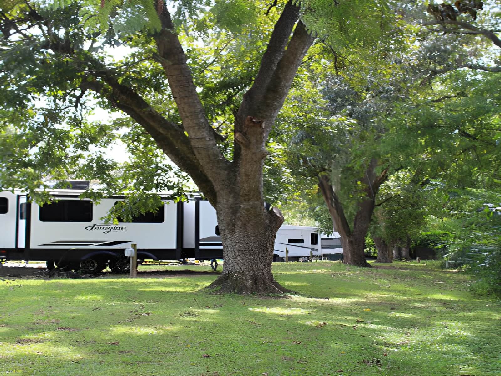 Crossroads Travel RV Park