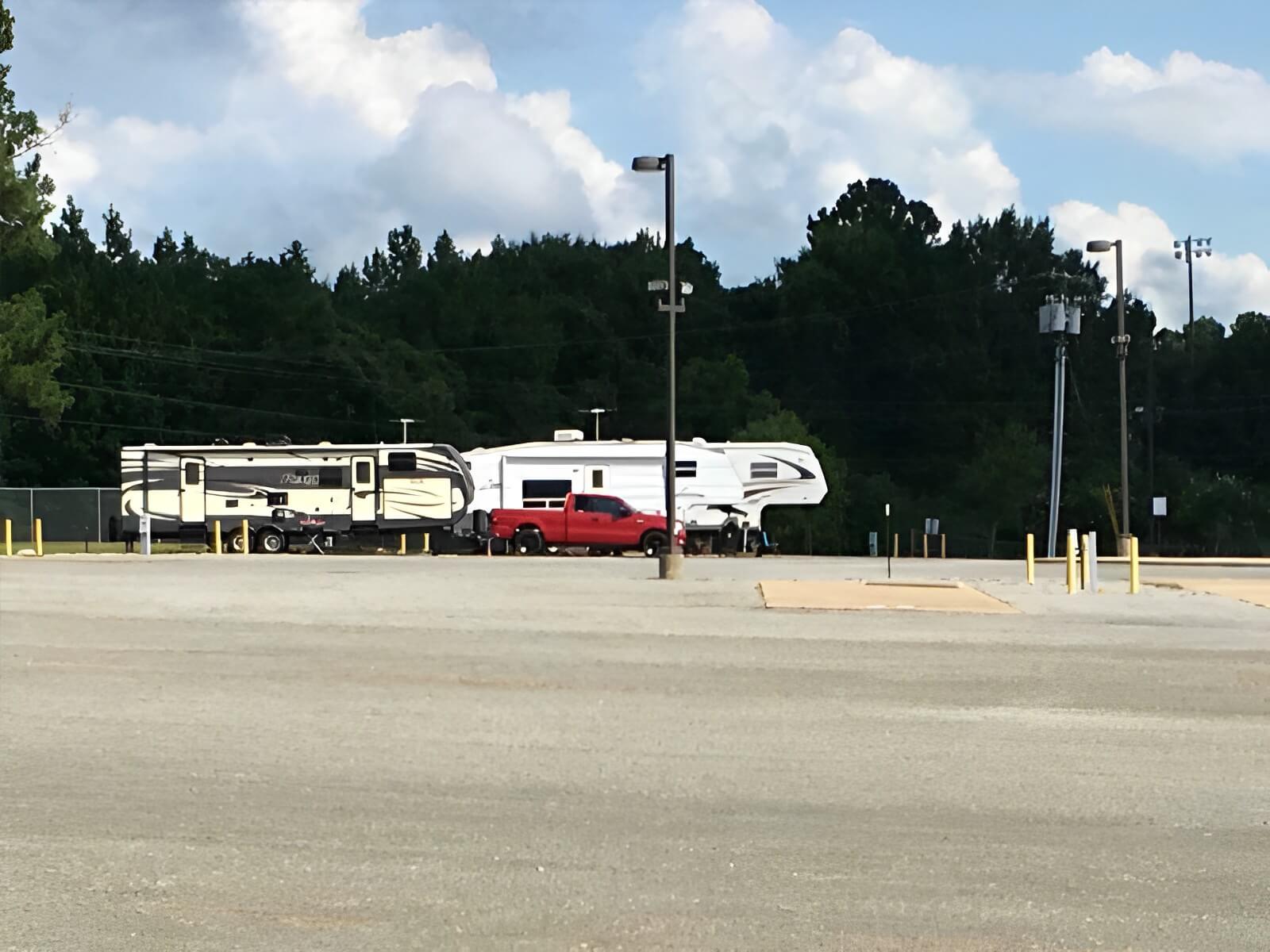 Lincoln Civic Center RV Park