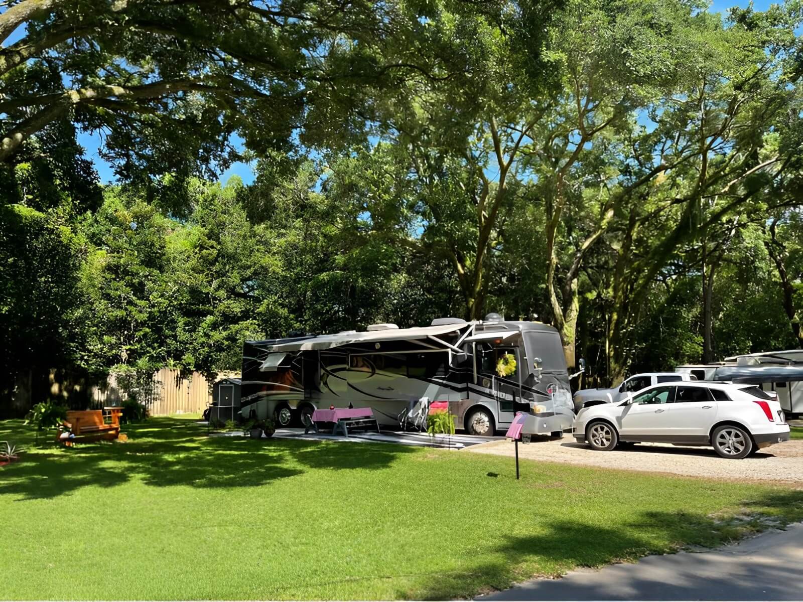 Mobile Oaks RV Resort