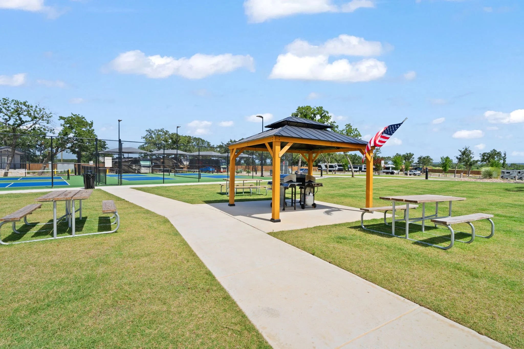 Lantern Oaks RV Resorts