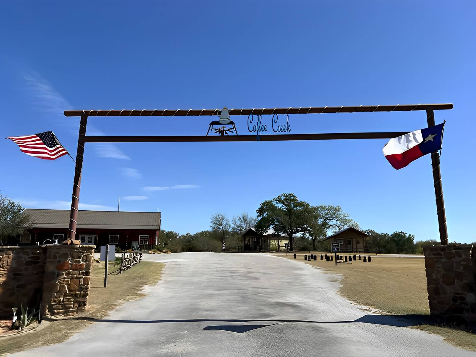 Coffee Creek RV Resort and Cabins