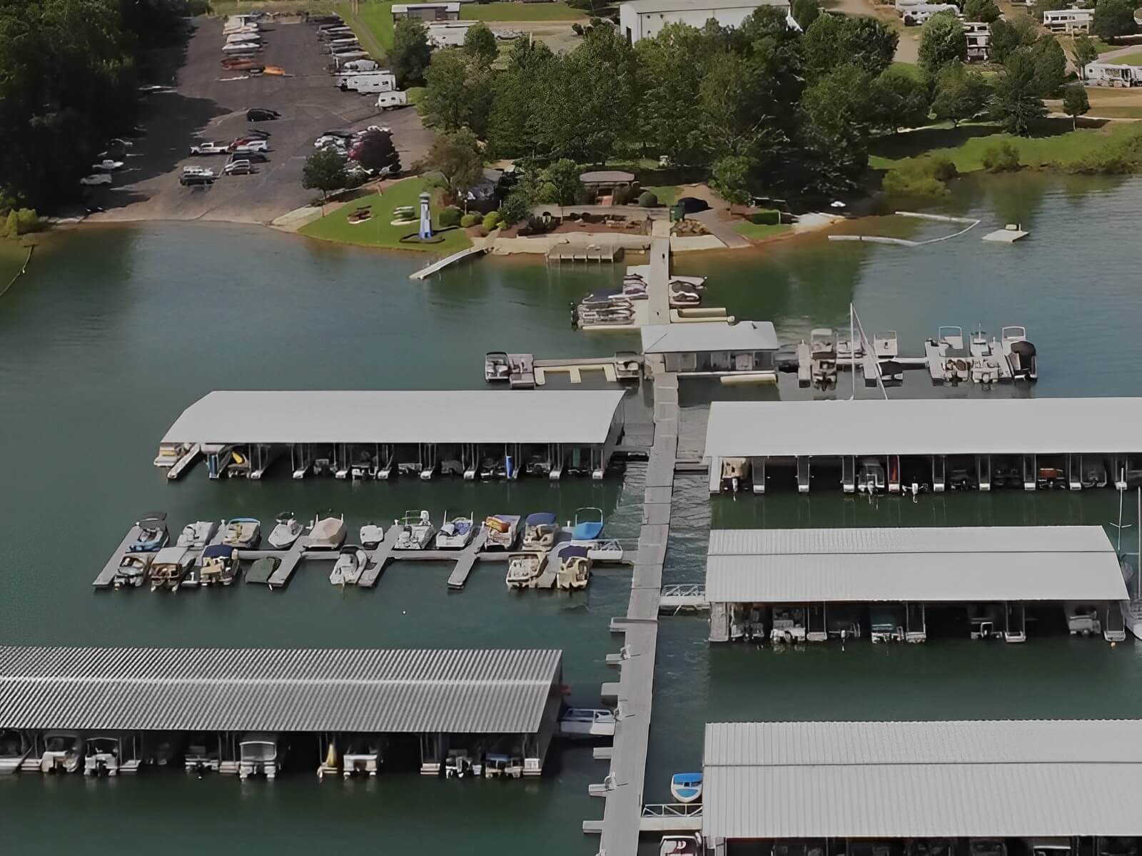 Cove Ridge Marina & Resort