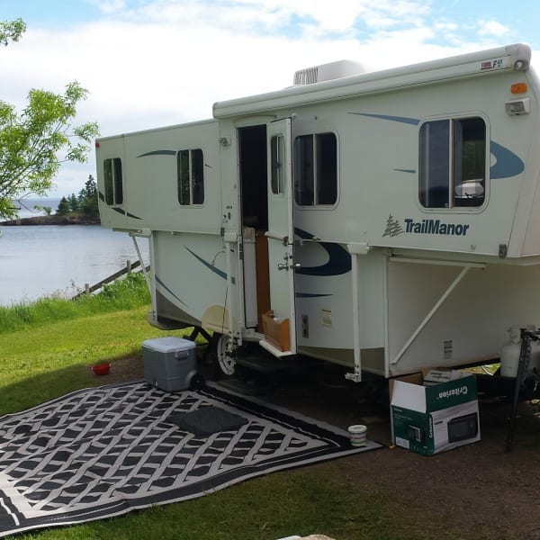 2008 TrailManor 26/19 Popup available for rent in Rosemount, Minnesota