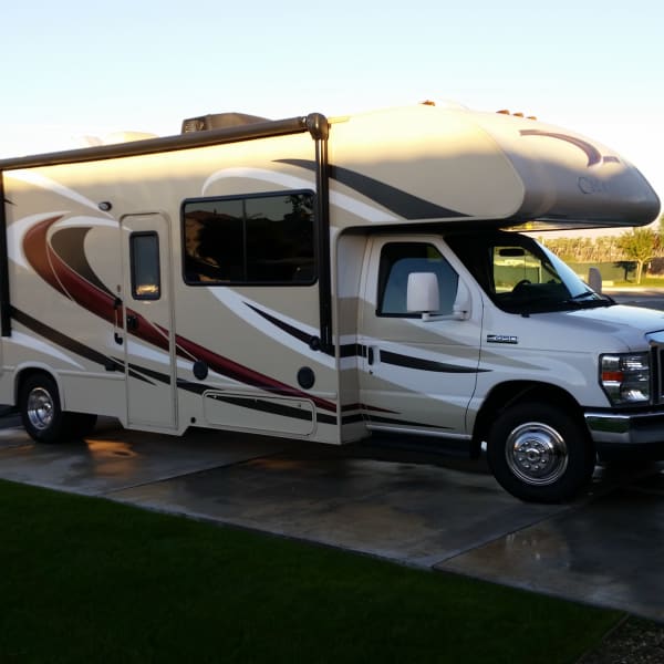 2016 Thor Motor Coach Chateau 29G Class C available for rent in Las Vegas, Nevada