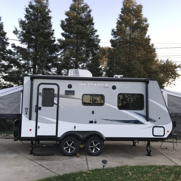 2017 Jayco Jay Feather Travel Trailer available for rent in Seaside, Oregon