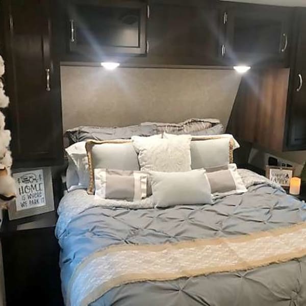 2018 Jayco Flight Travel Trailer available for rent in San Antonio, Texas