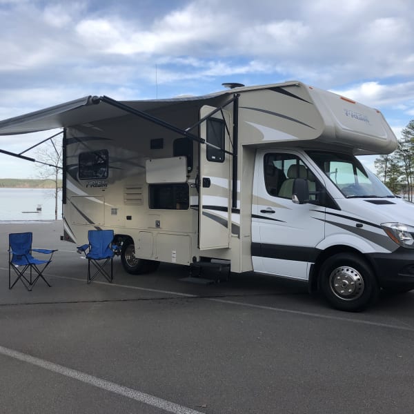 2018 Mercedes-Benz 313 Sprinter LWB Motorhome Class C available for rent in Cary, North Carolina