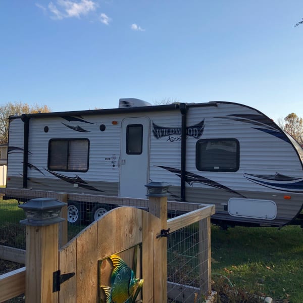 2015 Forest River Wildwood X-Lite Travel Trailer available for rent in Hamilton, Indiana