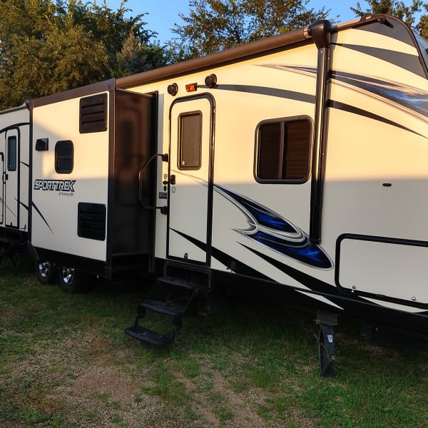 2017 Venture Sporttrek Travel Trailer available for rent in Prior Lake, Minnesota