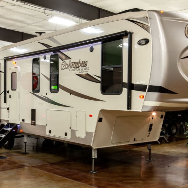 2019 Palomino Columbus Fifth Wheel available for rent in Grantsville, Utah