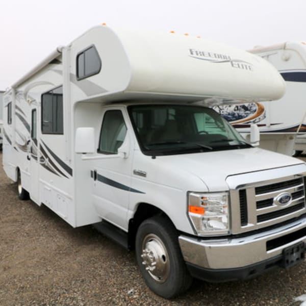2013 Thor Motor Coach Freedom Elite Class C available for rent in Walker, Michigan