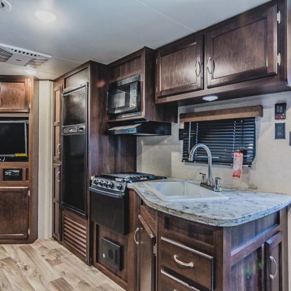2018 Jayco Jay Flight Travel Trailer available for rent in FRESNO, California