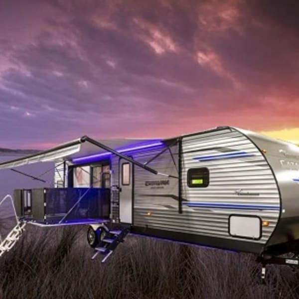 2020 Coachmen Catalina Travel Trailer available for rent in Houghton Lake, Michigan
