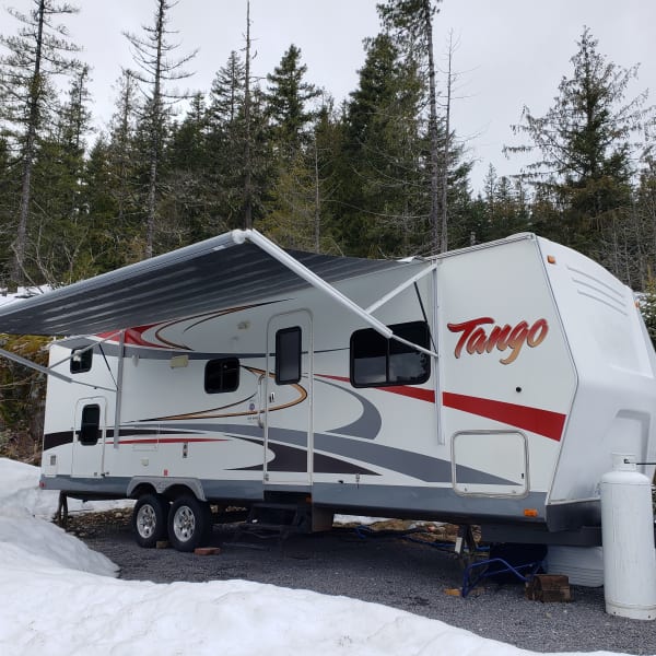 2010 Pacific Coachworks Tango Travel Trailer available for rent in Port Coquitlam, British Columbia
