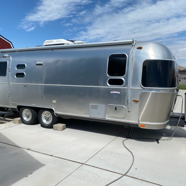 2015 Airstream International Travel Trailer available for rent in Eagle Mountain, Utah