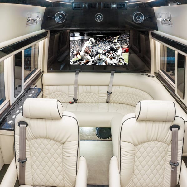 2021 Ultimate Toys Ultimate Limo Class B available for rent in Naperville, Illinois